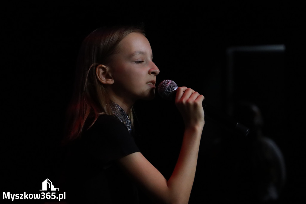 Fotorelacja I: XXVIII Wojewódzki Festiwal Pieśni Patriotycznej w Myszkowie
