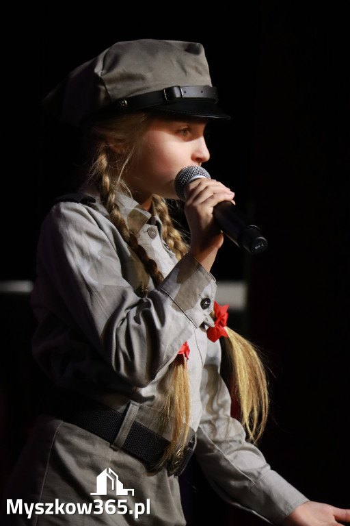 Fotorelacja I: XXVIII Wojewódzki Festiwal Pieśni Patriotycznej w Myszkowie