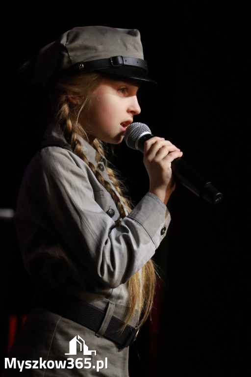 Fotorelacja I: XXVIII Wojewódzki Festiwal Pieśni Patriotycznej w Myszkowie