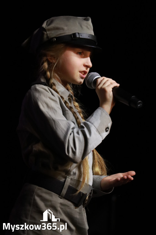 Fotorelacja I: XXVIII Wojewódzki Festiwal Pieśni Patriotycznej w Myszkowie
