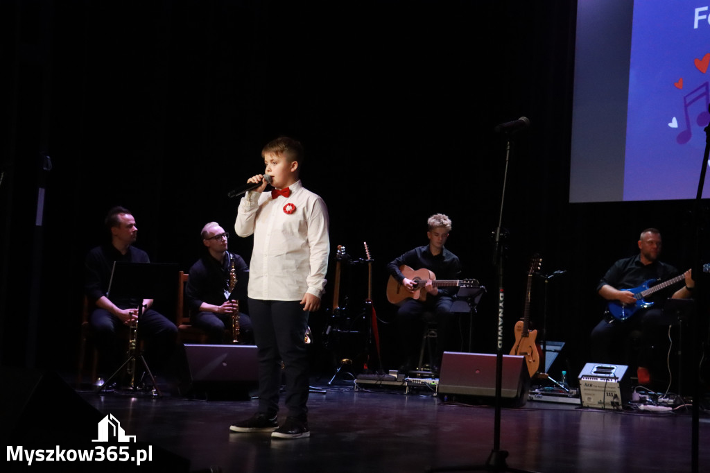 Fotorelacja I: XXVIII Wojewódzki Festiwal Pieśni Patriotycznej w Myszkowie