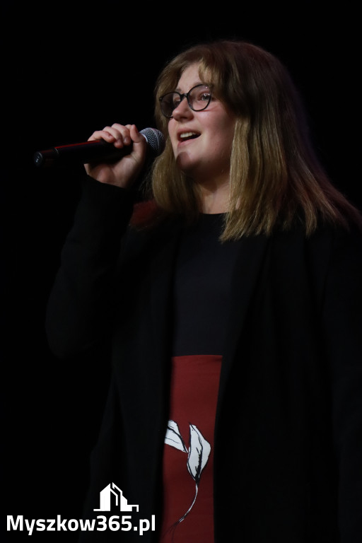 Fotorelacja I: XXVIII Wojewódzki Festiwal Pieśni Patriotycznej w Myszkowie