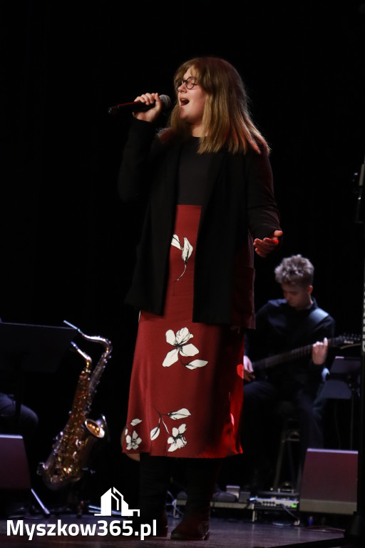 Fotorelacja I: XXVIII Wojewódzki Festiwal Pieśni Patriotycznej w Myszkowie