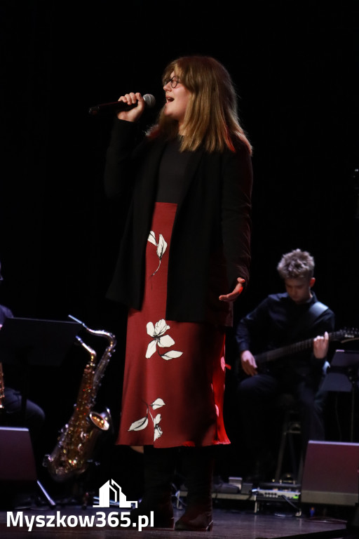 Fotorelacja I: XXVIII Wojewódzki Festiwal Pieśni Patriotycznej w Myszkowie