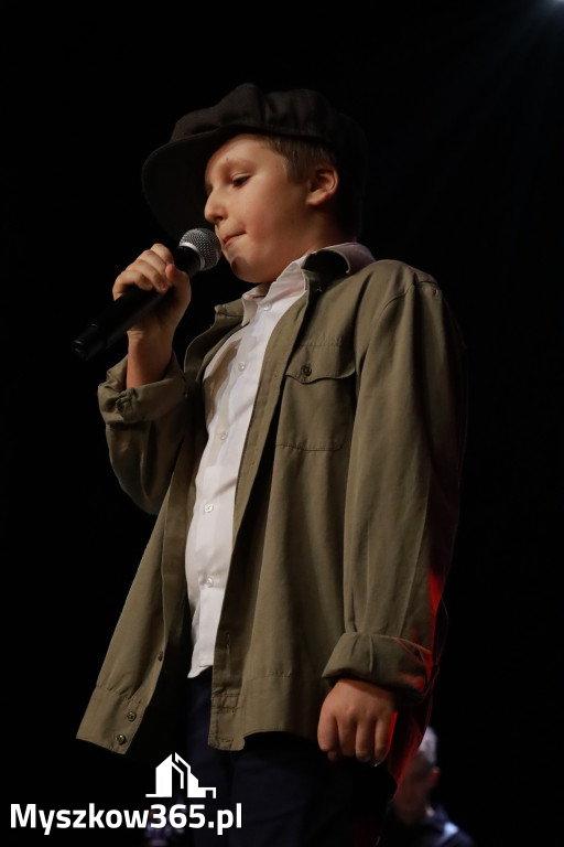 Fotorelacja I: XXVIII Wojewódzki Festiwal Pieśni Patriotycznej w Myszkowie