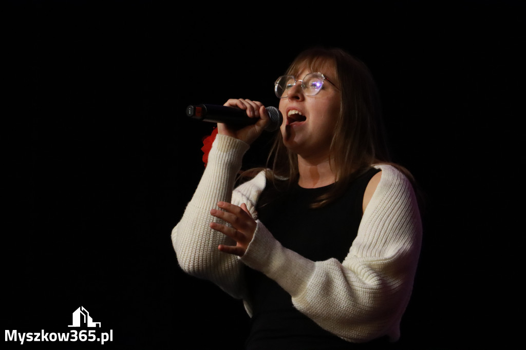 Fotorelacja I: XXVIII Wojewódzki Festiwal Pieśni Patriotycznej w Myszkowie