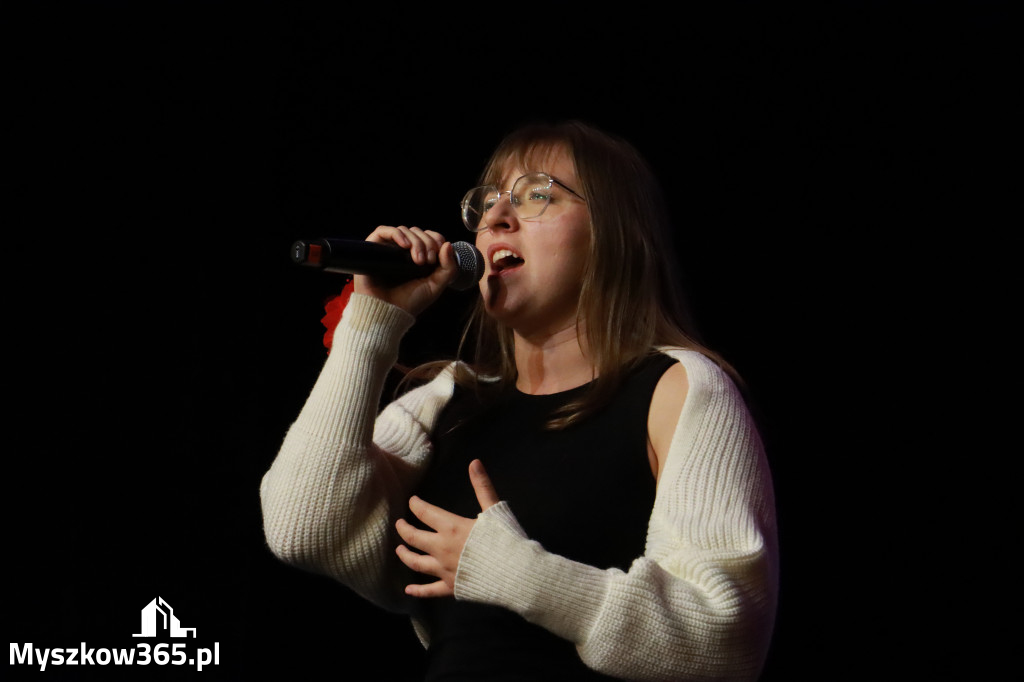 Fotorelacja I: XXVIII Wojewódzki Festiwal Pieśni Patriotycznej w Myszkowie