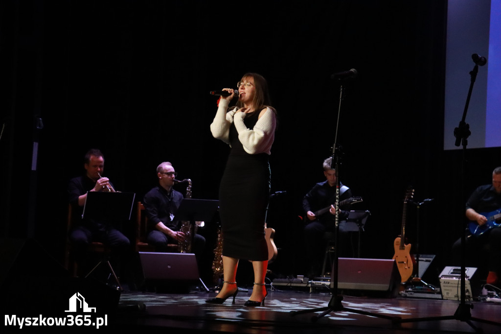 Fotorelacja I: XXVIII Wojewódzki Festiwal Pieśni Patriotycznej w Myszkowie