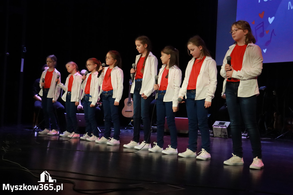 Fotorelacja II: XXVIII Wojewódzki Festiwal Pieśni Patriotycznej w Myszkowie