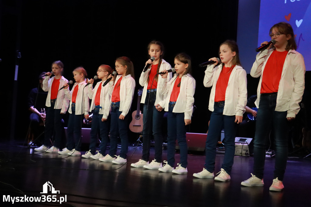 Fotorelacja II: XXVIII Wojewódzki Festiwal Pieśni Patriotycznej w Myszkowie