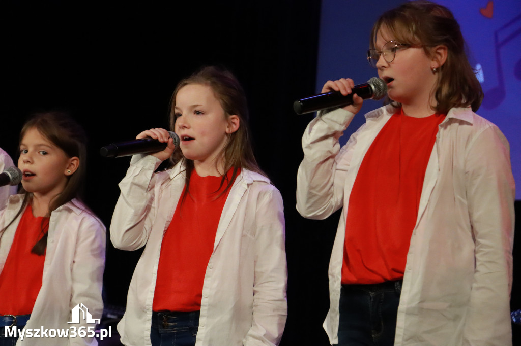 Fotorelacja II: XXVIII Wojewódzki Festiwal Pieśni Patriotycznej w Myszkowie
