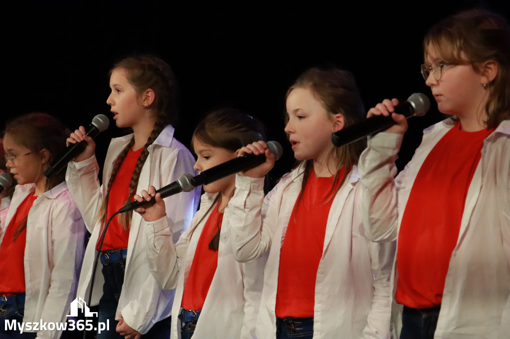 Fotorelacja II: XXVIII Wojewódzki Festiwal Pieśni Patriotycznej w Myszkowie