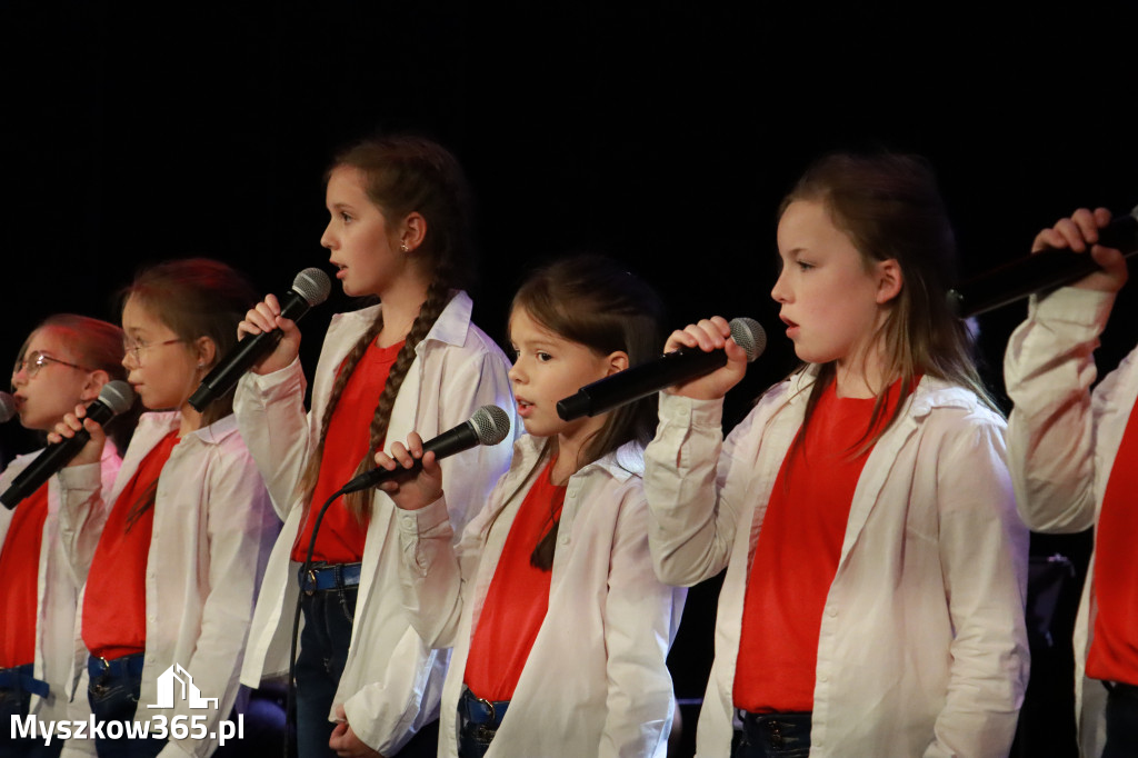 Fotorelacja II: XXVIII Wojewódzki Festiwal Pieśni Patriotycznej w Myszkowie