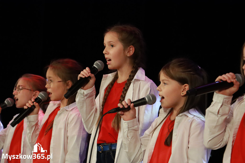Fotorelacja II: XXVIII Wojewódzki Festiwal Pieśni Patriotycznej w Myszkowie
