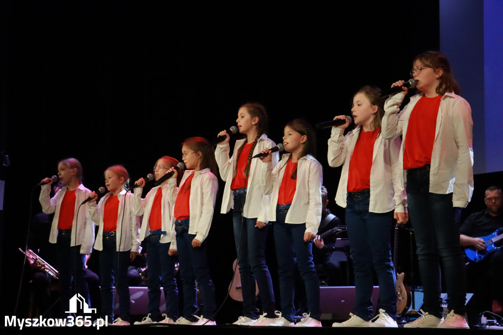 Fotorelacja II: XXVIII Wojewódzki Festiwal Pieśni Patriotycznej w Myszkowie