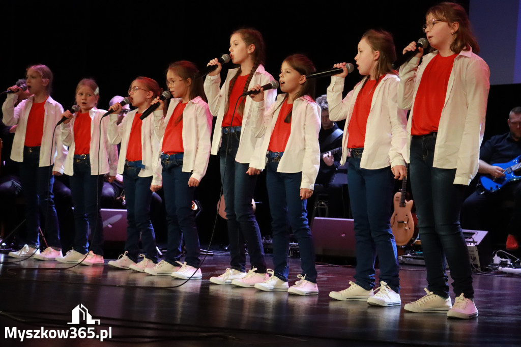 Fotorelacja II: XXVIII Wojewódzki Festiwal Pieśni Patriotycznej w Myszkowie