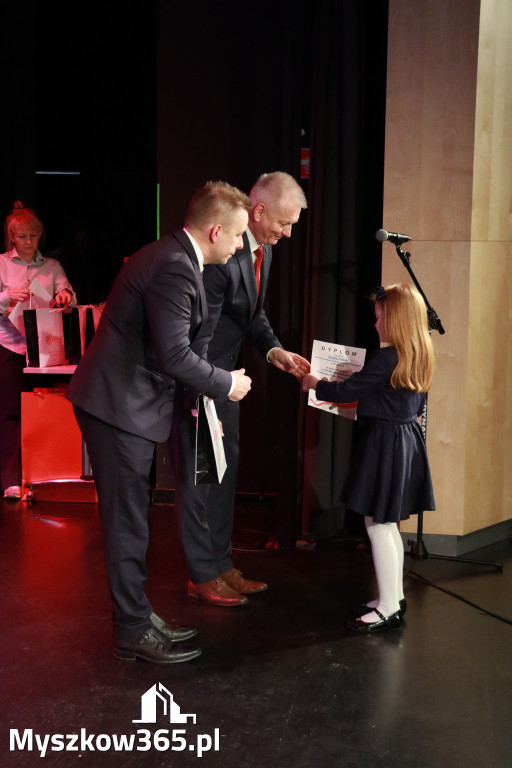 Fotorelacja II: XXVIII Wojewódzki Festiwal Pieśni Patriotycznej w Myszkowie