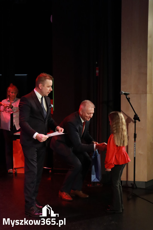 Fotorelacja II: XXVIII Wojewódzki Festiwal Pieśni Patriotycznej w Myszkowie