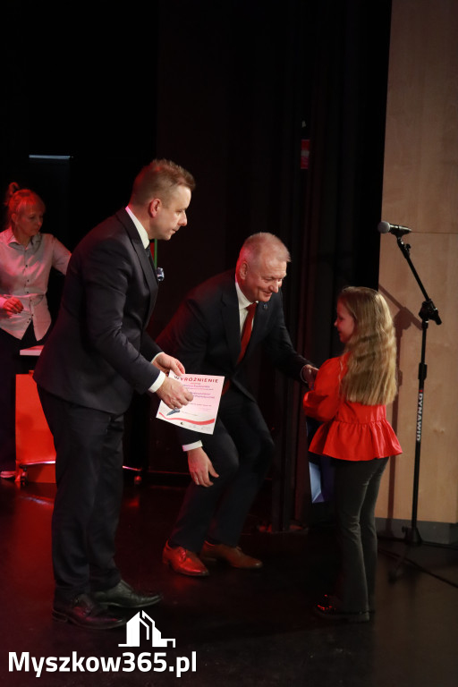 Fotorelacja II: XXVIII Wojewódzki Festiwal Pieśni Patriotycznej w Myszkowie