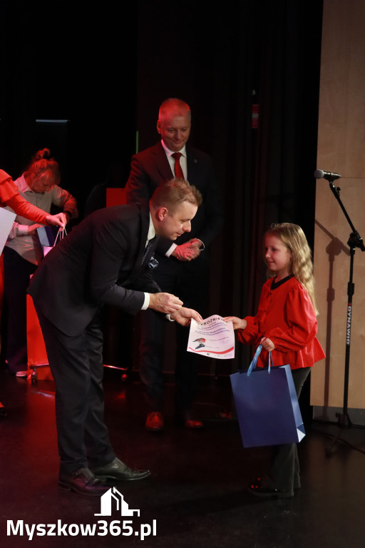Fotorelacja II: XXVIII Wojewódzki Festiwal Pieśni Patriotycznej w Myszkowie