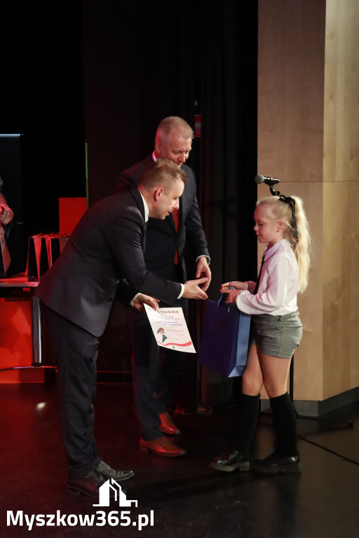 Fotorelacja II: XXVIII Wojewódzki Festiwal Pieśni Patriotycznej w Myszkowie