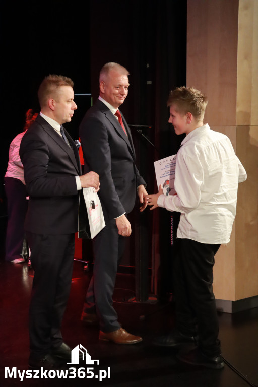 Fotorelacja II: XXVIII Wojewódzki Festiwal Pieśni Patriotycznej w Myszkowie