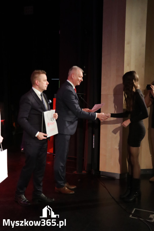 Fotorelacja II: XXVIII Wojewódzki Festiwal Pieśni Patriotycznej w Myszkowie