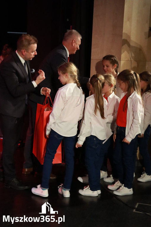 Fotorelacja II: XXVIII Wojewódzki Festiwal Pieśni Patriotycznej w Myszkowie