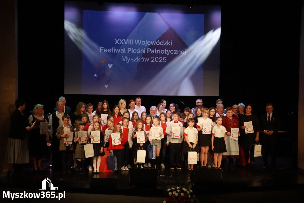 Fotorelacja II: XXVIII Wojewódzki Festiwal Pieśni Patriotycznej w Myszkowie