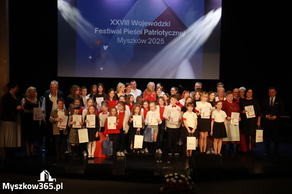 Fotorelacja II: XXVIII Wojewódzki Festiwal Pieśni Patriotycznej w Myszkowie