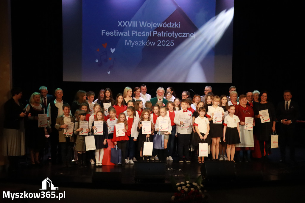 Fotorelacja II: XXVIII Wojewódzki Festiwal Pieśni Patriotycznej w Myszkowie