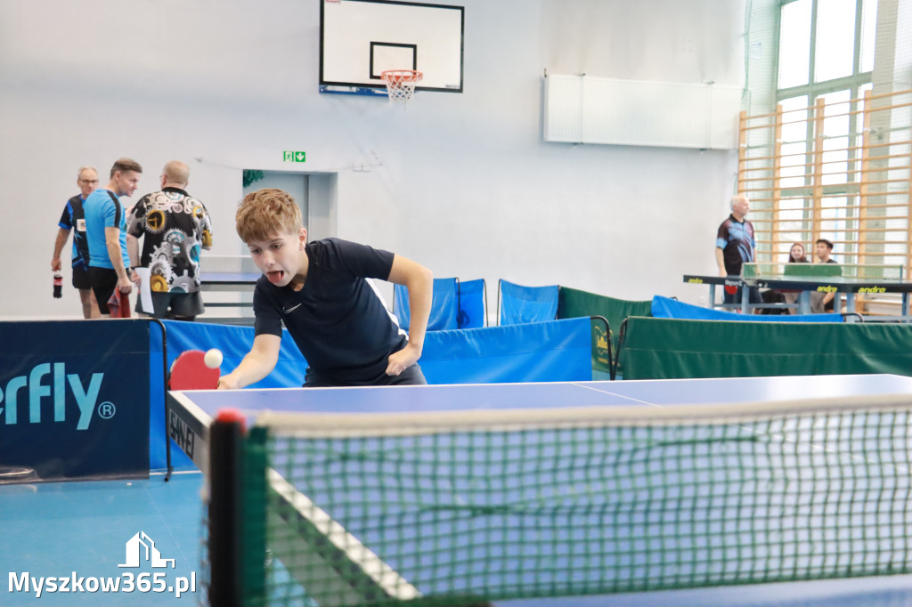 Fotorelacja: 3. runda Grand Prix w tenisie stołowym w MOSiR Myszków