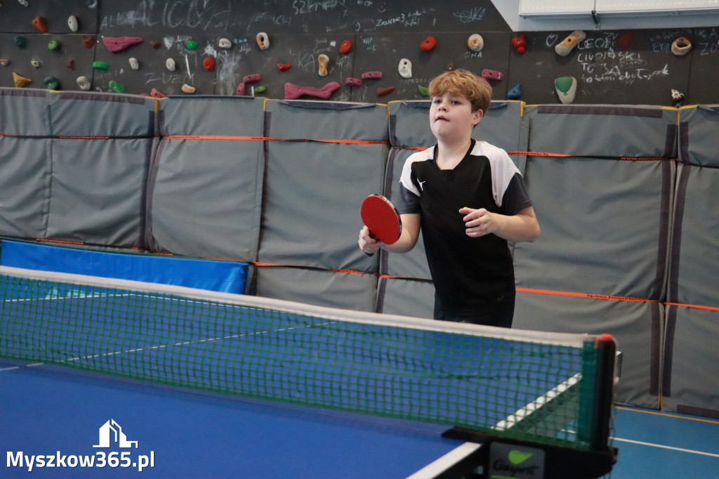 Fotorelacja: 3. runda Grand Prix w tenisie stołowym w MOSiR Myszków
