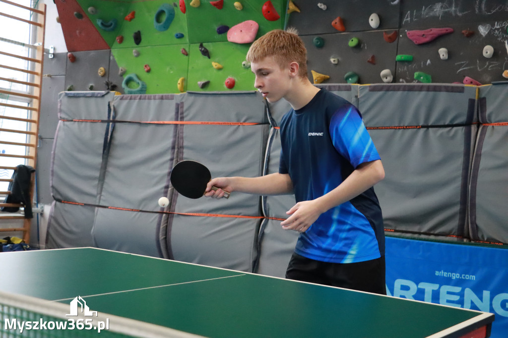 Fotorelacja: 3. runda Grand Prix w tenisie stołowym w MOSiR Myszków