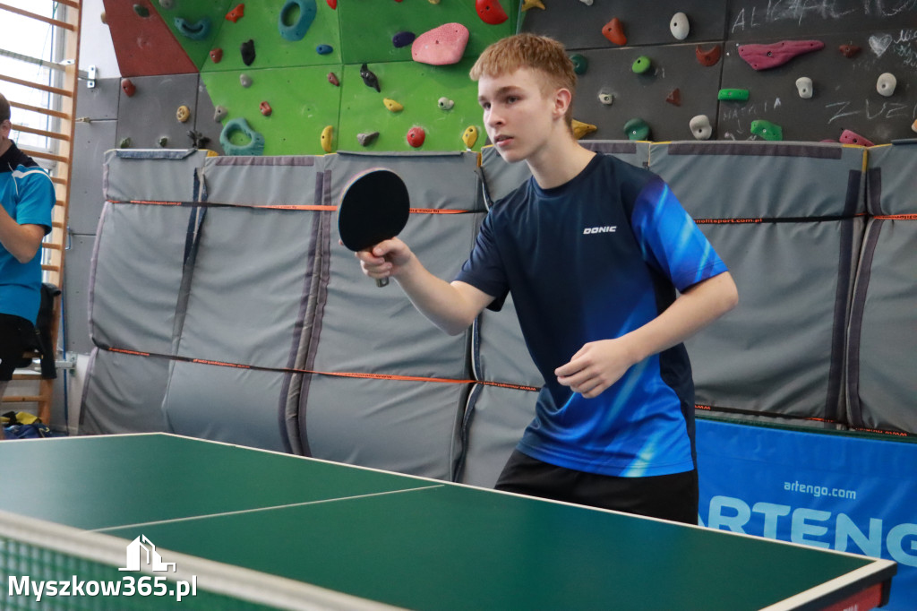 Fotorelacja: 3. runda Grand Prix w tenisie stołowym w MOSiR Myszków