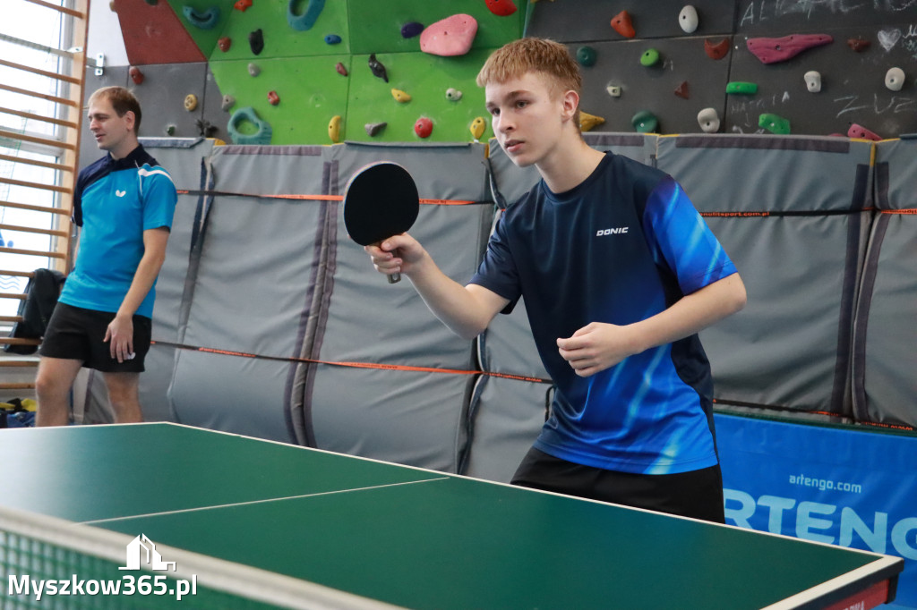 Fotorelacja: 3. runda Grand Prix w tenisie stołowym w MOSiR Myszków