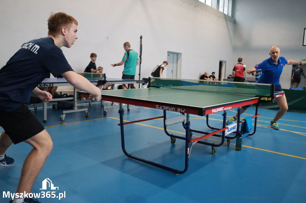 Fotorelacja: 3. runda Grand Prix w tenisie stołowym w MOSiR Myszków