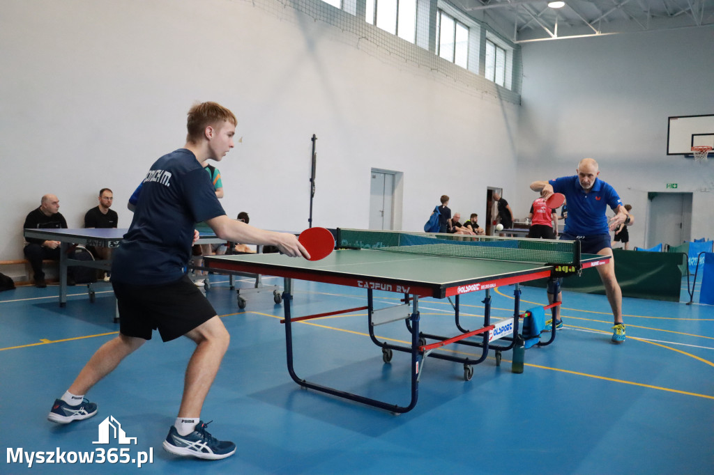 Fotorelacja: 3. runda Grand Prix w tenisie stołowym w MOSiR Myszków
