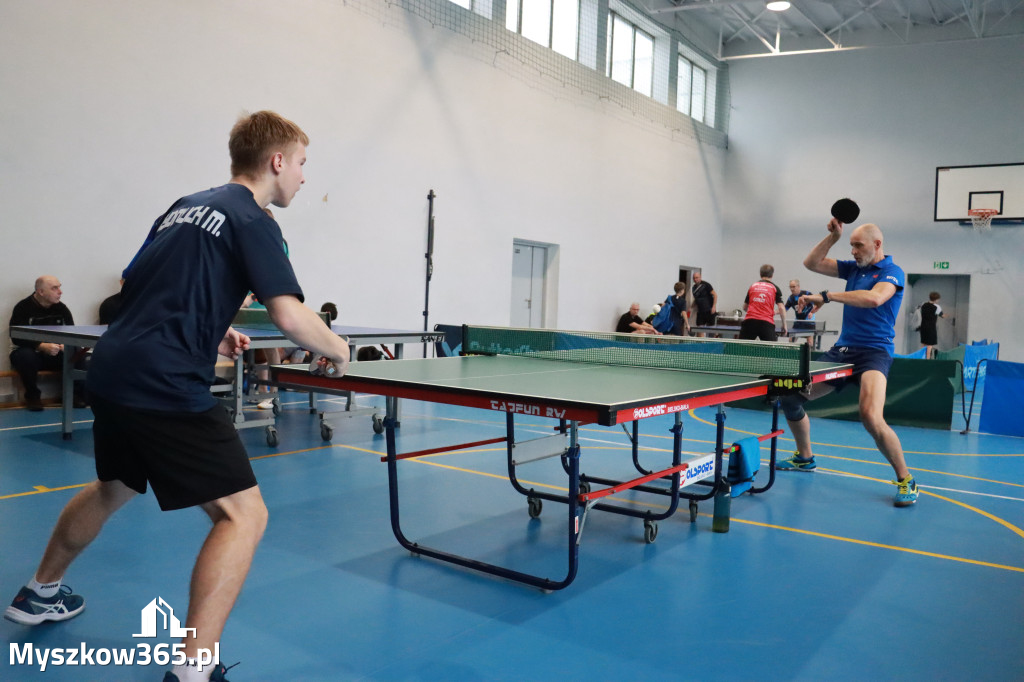 Fotorelacja: 3. runda Grand Prix w tenisie stołowym w MOSiR Myszków