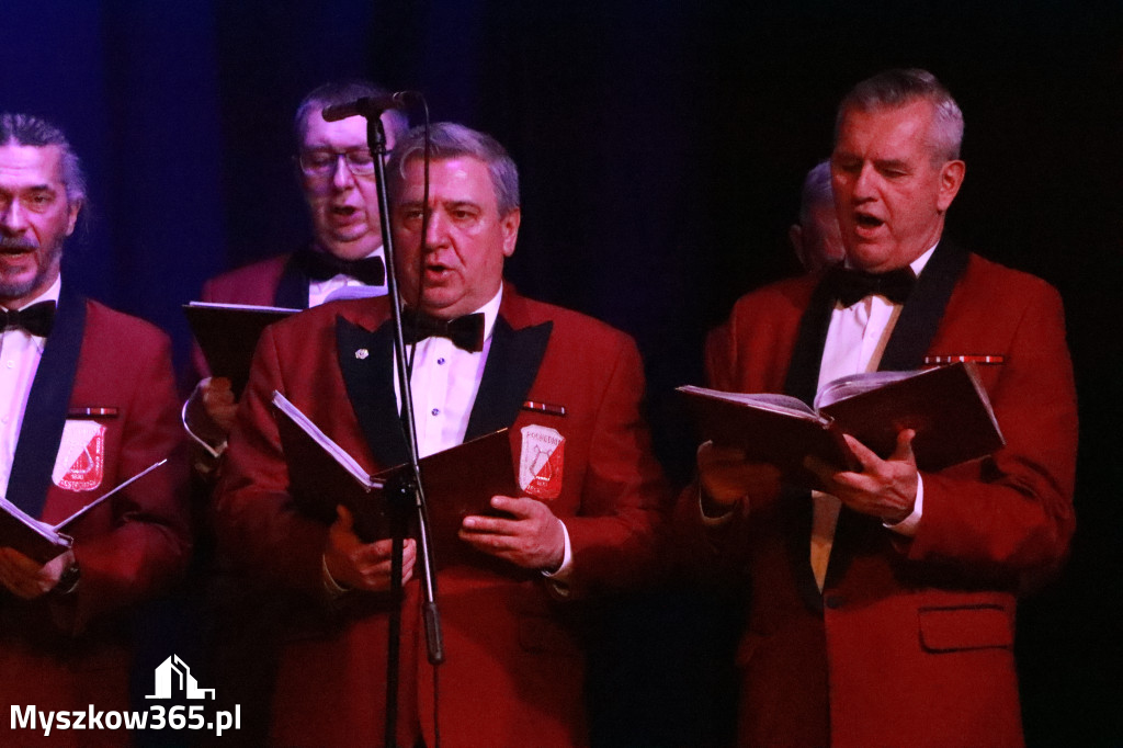 Fotorelacja: 95-lecie Rzemieślniczego Chóru Męskiego POCHODNIA. Częstochowa 2025!