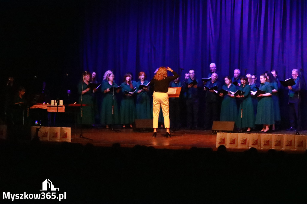 Fotorelacja: 95-lecie Rzemieślniczego Chóru Męskiego POCHODNIA. Częstochowa 2025!