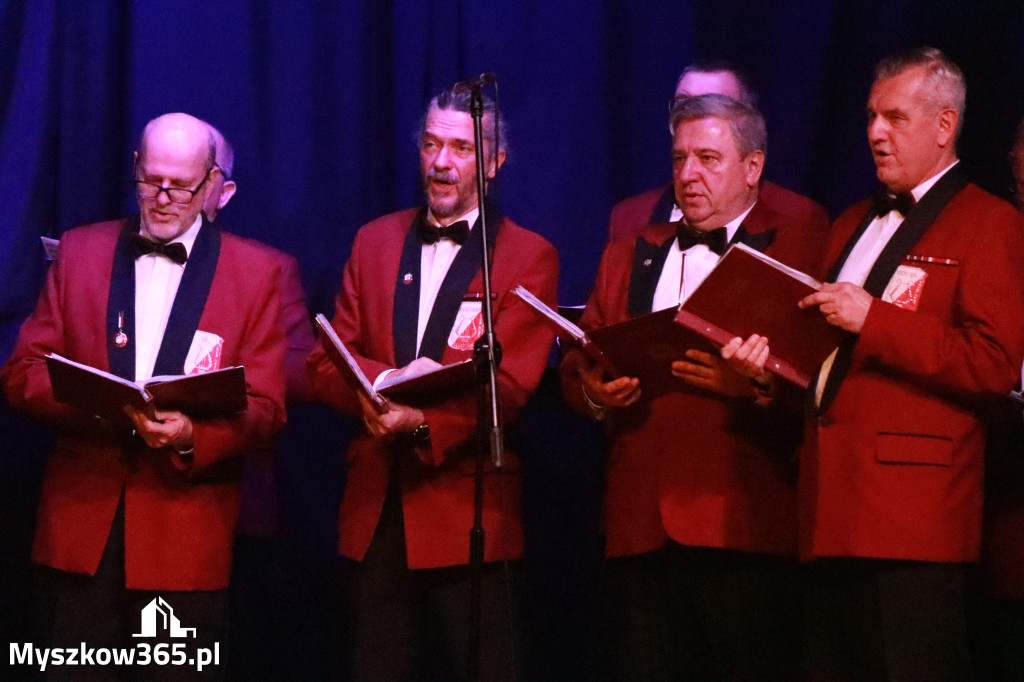 Fotorelacja: 95-lecie Rzemieślniczego Chóru Męskiego POCHODNIA. Częstochowa 2025!