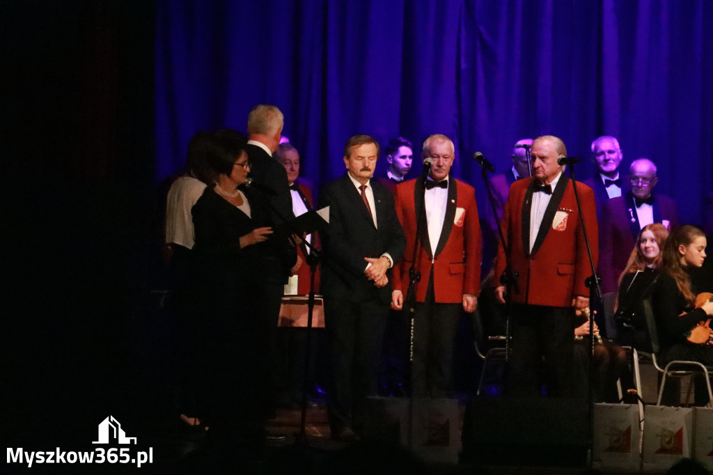 Fotorelacja: 95-lecie Rzemieślniczego Chóru Męskiego POCHODNIA. Częstochowa 2025!