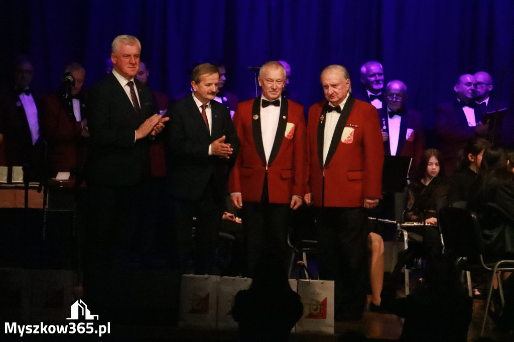 Fotorelacja: 95-lecie Rzemieślniczego Chóru Męskiego POCHODNIA. Częstochowa 2025!