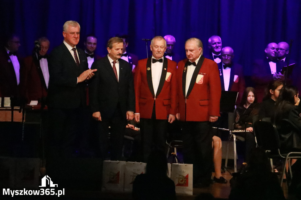 Fotorelacja: 95-lecie Rzemieślniczego Chóru Męskiego POCHODNIA. Częstochowa 2025!