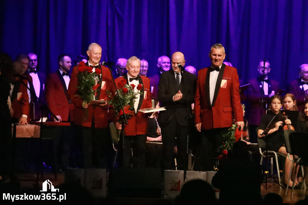 Fotorelacja: 95-lecie Rzemieślniczego Chóru Męskiego POCHODNIA. Częstochowa 2025!
