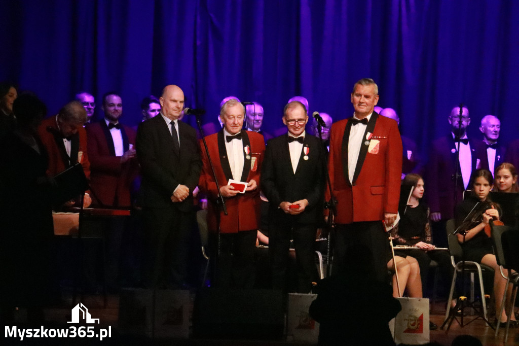 Fotorelacja: 95-lecie Rzemieślniczego Chóru Męskiego POCHODNIA. Częstochowa 2025!