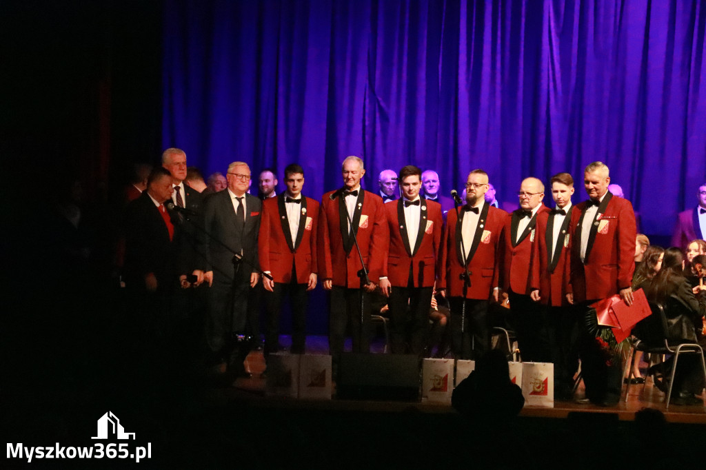 Fotorelacja: 95-lecie Rzemieślniczego Chóru Męskiego POCHODNIA. Częstochowa 2025!