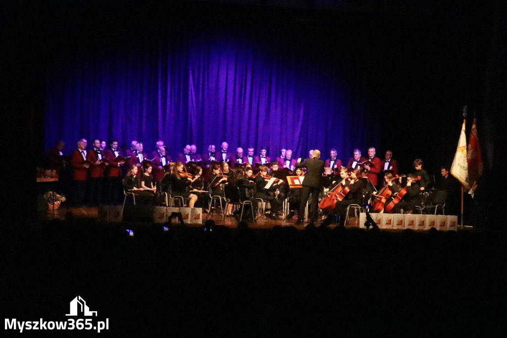 Fotorelacja: 95-lecie Rzemieślniczego Chóru Męskiego POCHODNIA. Częstochowa 2025!