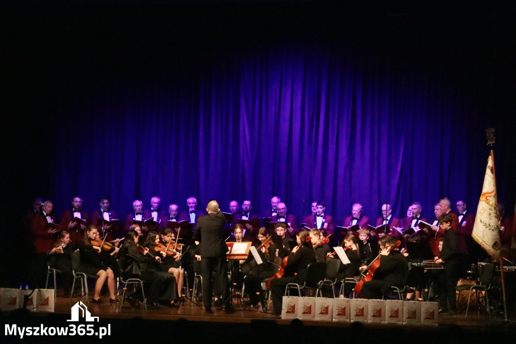 Fotorelacja: 95-lecie Rzemieślniczego Chóru Męskiego POCHODNIA. Częstochowa 2025!